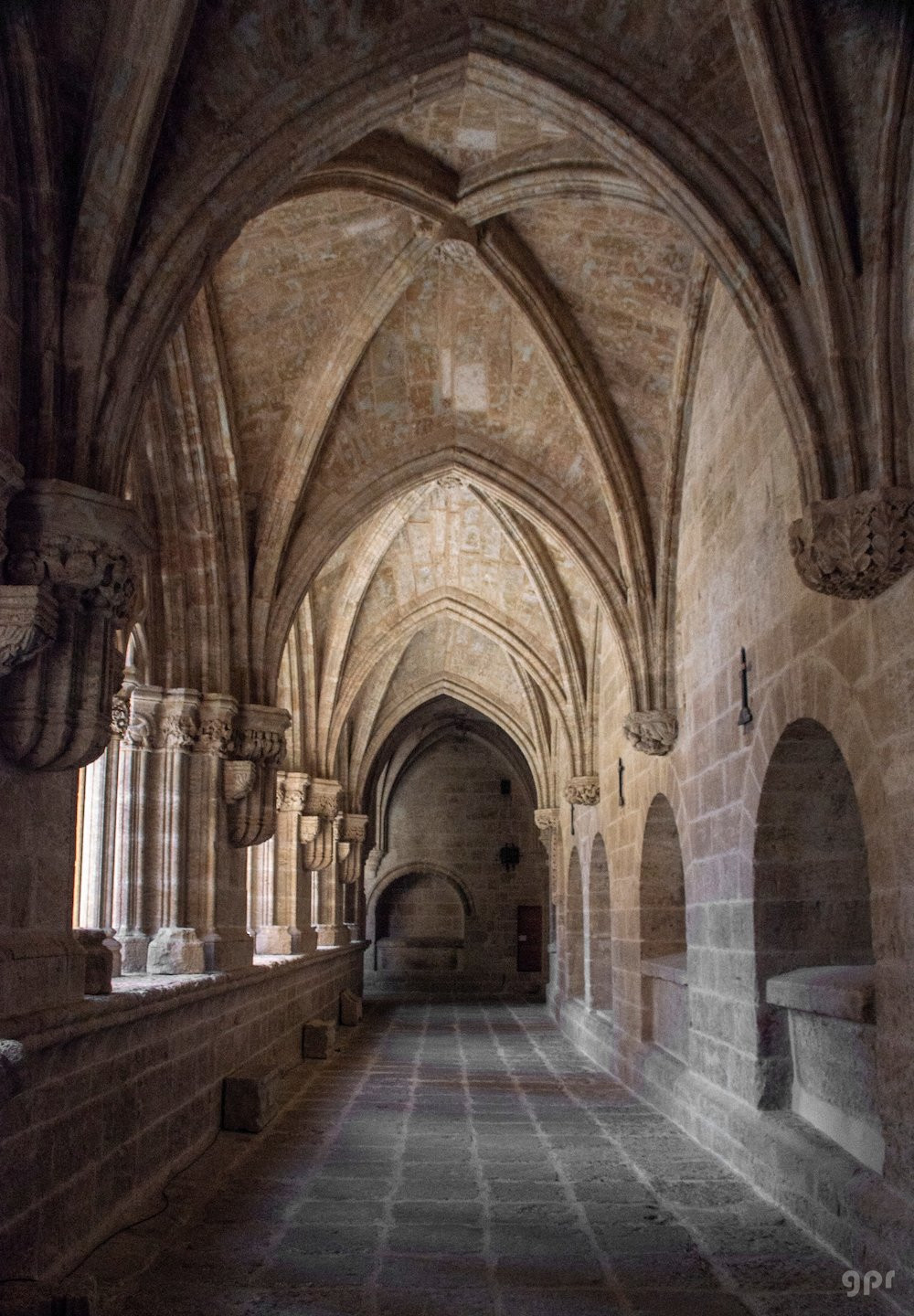 Nave lateral del claustro, Catedral