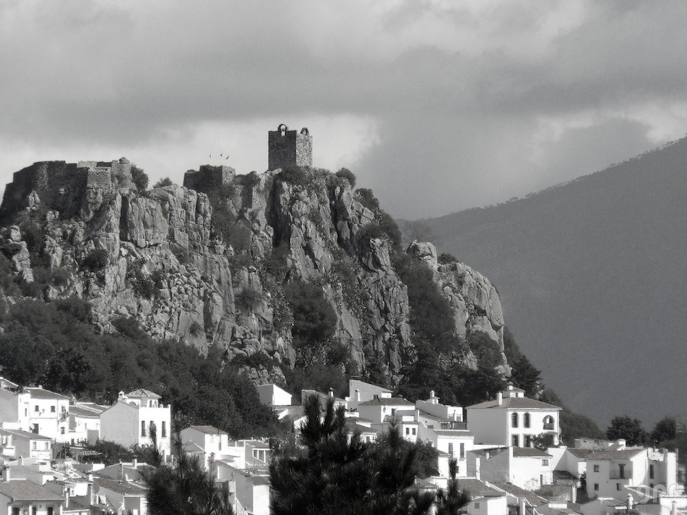 Vista de Gaucín y su castillo